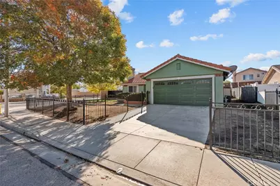 3110 Viana Dr, Palmdale, CA 93550 - Photo 5