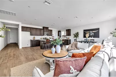 4884 Sicily, Lake Elsinore, CA 92530 - Photo 7