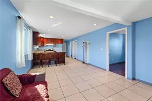 758 E 76th Pl Pl, Los Angeles, CA 90001 - Photo 9