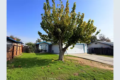 715 Crane Street, Bakersfield, CA 93306 - Photo 3