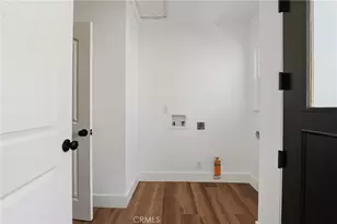 8909 S 5th Ave, Inglewood, CA 90305 - Photo 11