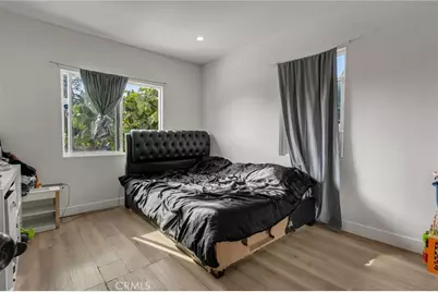 827 E 97th, Los Angeles, CA 90002 - Photo 33