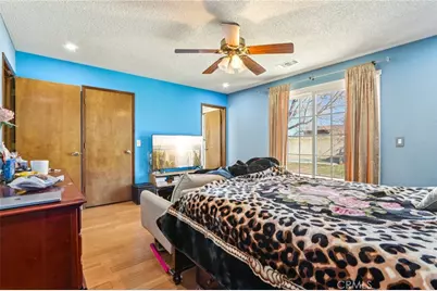 14057 Crow, Apple Valley, CA 92307 - Photo 19