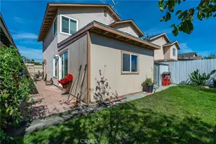 16171 Winterwood Ln, Fontana, CA 92335 - Photo 23