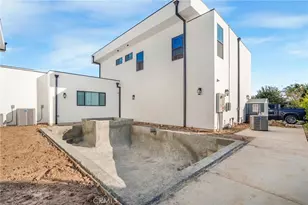 4415 Parkview, Lakewood, CA 90712 - Photo 67