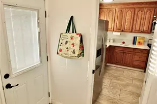 3913 Knoxville Ave, Long Beach, CA 90808 - Photo 19