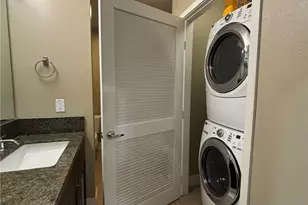 300 E 4th St, Long Beach, CA 90802 - Photo 9