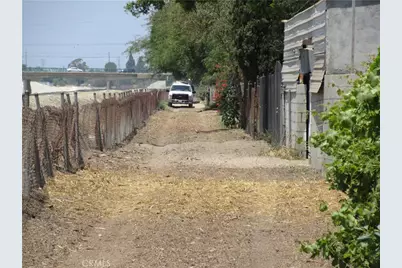 15105 Domart, Norwalk, CA 90650 - Photo 23