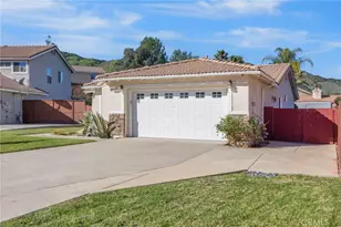 22905 Canyon View Dr, Corona, CA 92883 - Photo 3