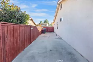 22905 Canyon View Dr, Corona, CA 92883 - Photo 21