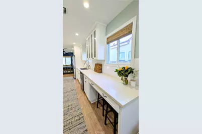 216 15th Street, Seal Beach, CA 90740 - Photo 9