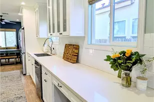 216 15th St, Seal Beach, CA 90740 - Photo 9