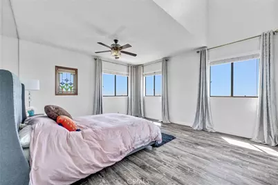 2215 Molino Avenue #B, Signal Hill, CA 90755 - Photo 11