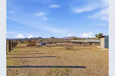 19876 Lodema Road, Apple Valley, CA 92307 - Photo 37