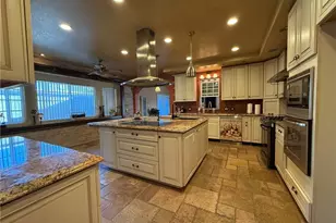 18284 9th St, Bloomington, CA 92316 - Photo 7