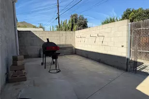 18284 9th St, Bloomington, CA 92316 - Photo 33