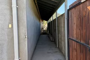 18284 9th St, Bloomington, CA 92316 - Photo 33