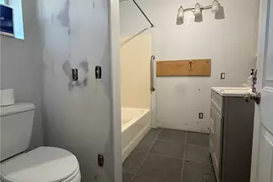 18284 9th St, Bloomington, CA 92316 - Photo 27