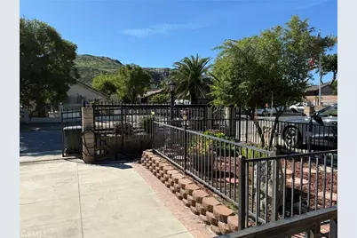 18284 9th Street, Bloomington, CA 92316 - Photo 3