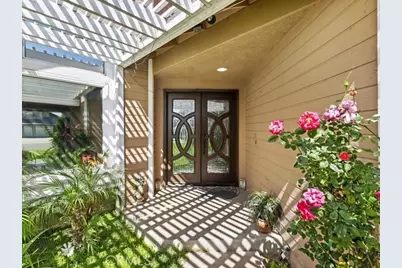 2220 Bloomfield Lane, Corona, CA 92882 - Photo 3