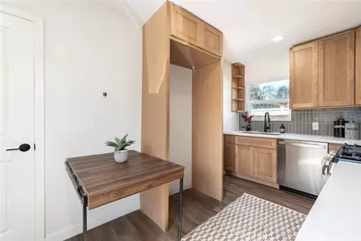 1887 Saint Louis Avenue, Signal Hill, CA 90755 - Photo 13