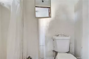 1613 E 1st, Los Angeles, CA 90033 - Photo 49