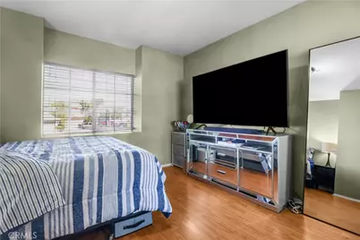 16117 Trailwinds Drive, Fontana, CA 92337 - Photo 15