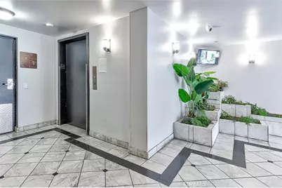 533 S St Andrews Place #104, Los Angeles, CA 90020 - Photo 11