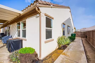 1011 Violet Court, Beaumont, CA 92223 - Photo 41