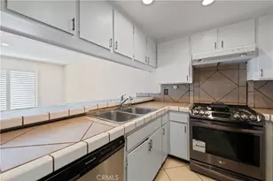 1381 S Walnut St, Anaheim, CA 92802 - Photo 9