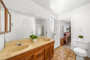 9929 Rosewood Ave., South Gate, CA 90280 - Photo 21