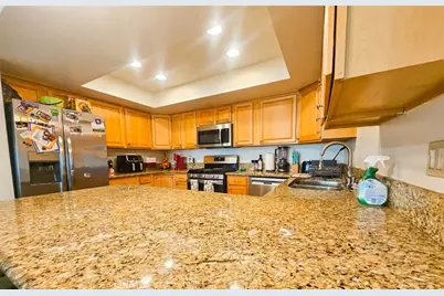 1337 W Latham, Hemet, CA 92543 - Photo 7