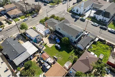 1607 N Neptune, Wilmington, CA 90744 - Photo 7