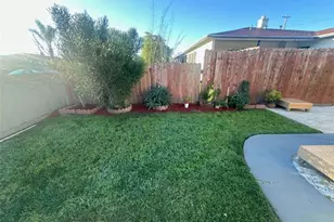 10523 Pace, Los Angeles, CA 90002 - Photo 9