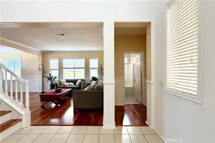 28410 Agajanian, Saugus, CA 91390 - Photo 15