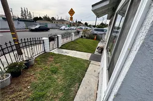 13947 Downey, Paramount, CA 90723 - Photo 3