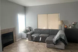 1127 McFarland, Wilmington, CA 90744 - Photo 3