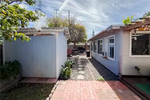 8224 Guava, Buena Park, CA 90620 - Photo 65