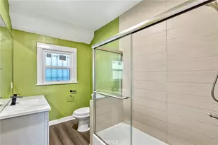 4012 S Budlong Ave, Los Angeles, CA 90037 - Photo 15