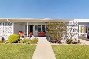 13721 Alderwood Ln #28 E M3, Seal Beach, CA 90740 - Photo 21