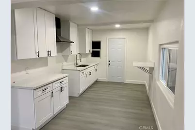 10025 Mission, Jurupa Valley, CA 92509 - Photo 5