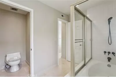 369 Avenida Granada, Long Beach, CA 90814 - Photo 23