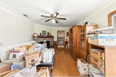 10046 Beverly Street, Bellflower, CA 90706 - Photo 17