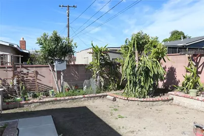 1467 W Roberta Avenue, Fullerton, CA 92833 - Photo 31