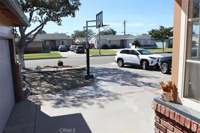 1467 W Roberta, Fullerton, CA 92833 - Photo 41