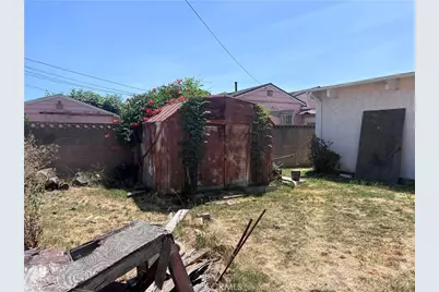 8230 Park Circle, Inglewood, CA 90305 - Photo 7