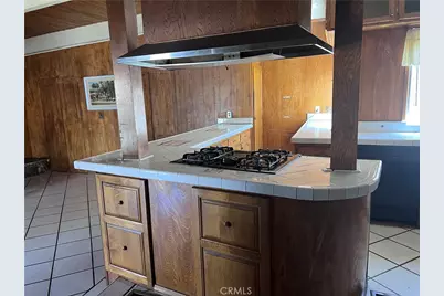 8230 Park Circle, Inglewood, CA 90305 - Photo 11