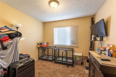 719 W Avenue H2, Lancaster, CA 93534 - Photo 33