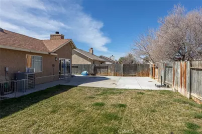 719 W Avenue H2, Lancaster, CA 93534 - Photo 37