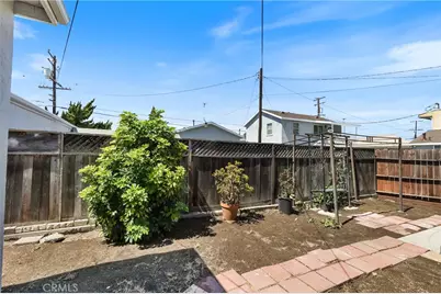 15323 Paramount, Paramount, CA 90723 - Photo 33